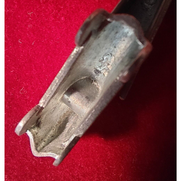 Monopoly Replacement Pieces including 24 Hotels - 48 Houses - 2 Dice - 8 Tokens - Picture 16 of 16